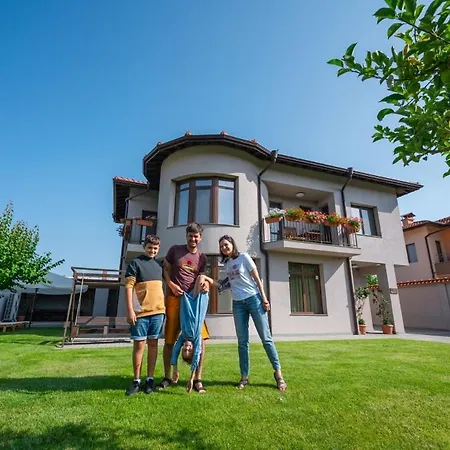 Katerina Guest house 3*