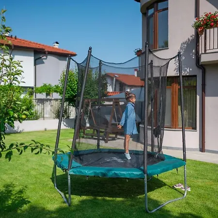 Katerina Guest house 3*